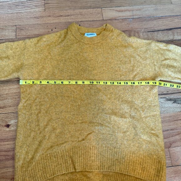 Old Navy Relaxed Fit Curved Hem Marled Long Sleeve Sweater - Picture 6 of 6